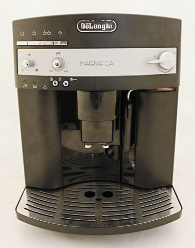 Obrázok z DeLonghi ESAM 3000 - repasovaný